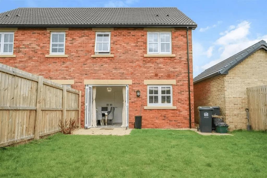 3 Bed Home In Peaceful Village Darlington Middleton One Row Buitenkant foto